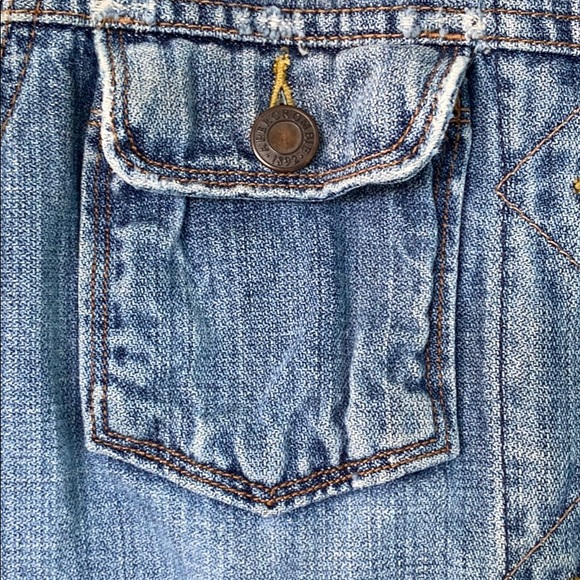❤️ Abercrombie & Fitch Vintage Distressed Denim Jacket - Picture 3 of 9